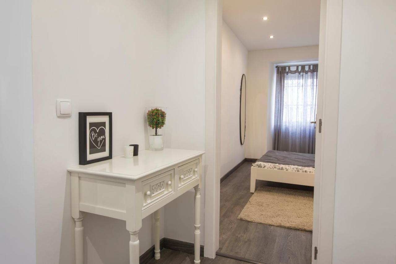 Alfama Typical Beco Da Adica Apartment Lisboa Ngoại thất bức ảnh