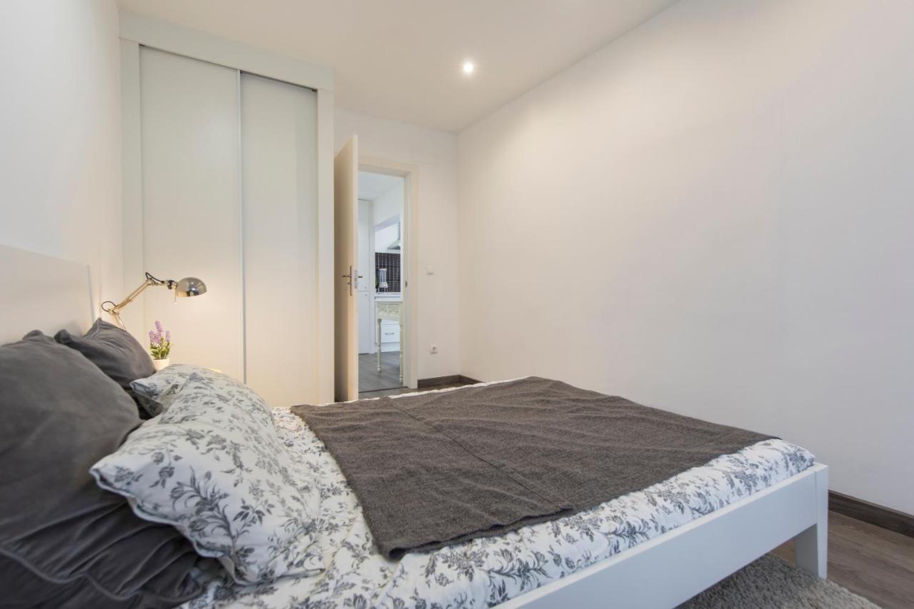 Alfama Typical Beco Da Adica Apartment Lisboa Ngoại thất bức ảnh