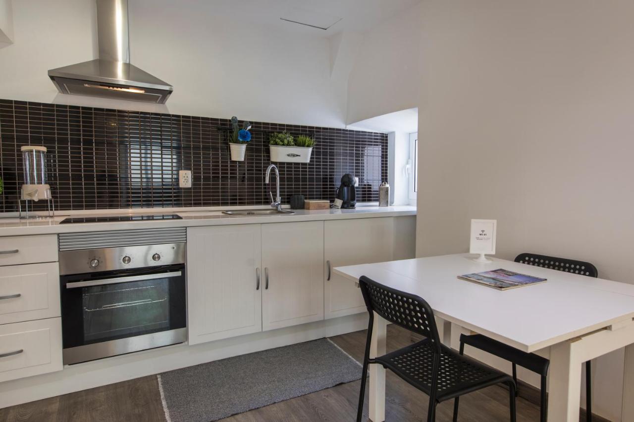 Alfama Typical Beco Da Adica Apartment Lisboa Ngoại thất bức ảnh